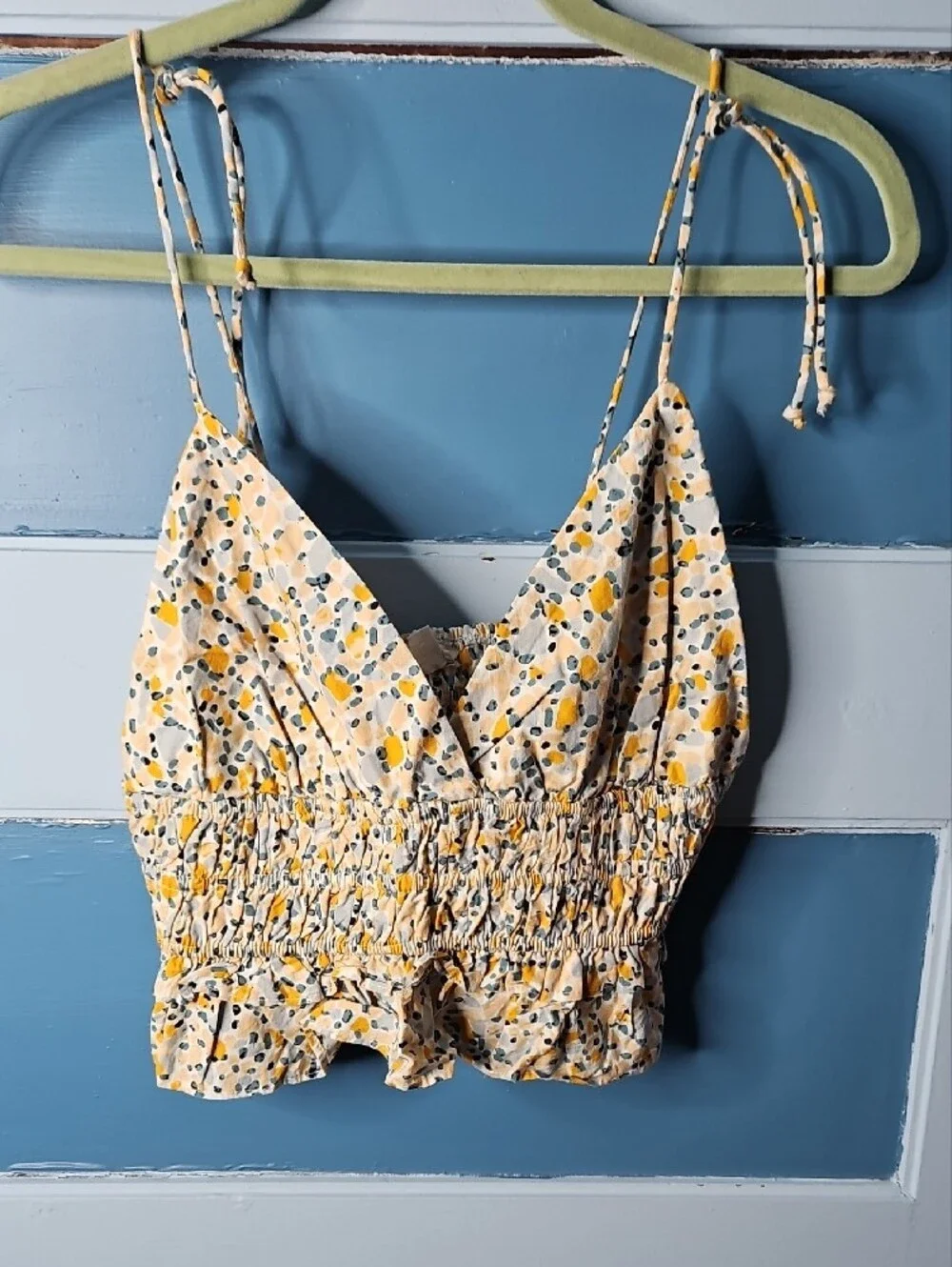 Sim & Sam Yellow Floral Smocked Peplum Cami Top Med - Picture 2 of 7